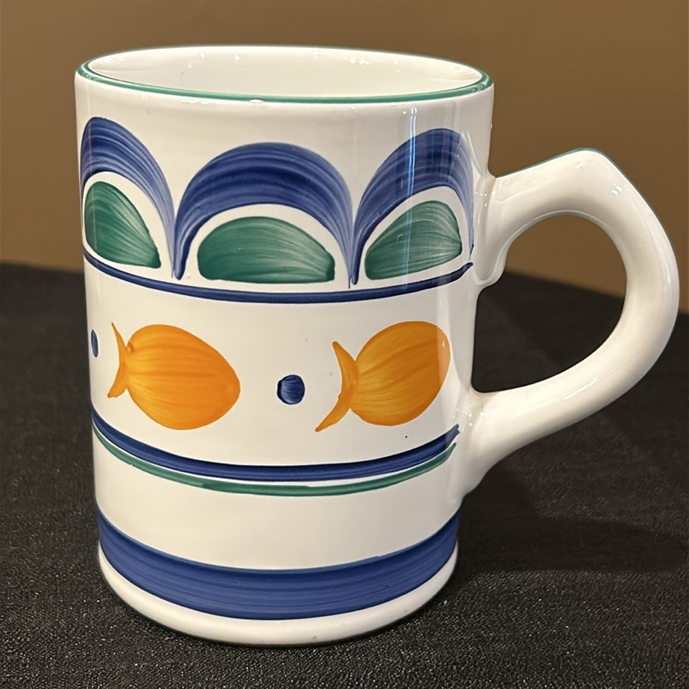 Herend Pottery Gold Fish Cup - Picture 3 of 15